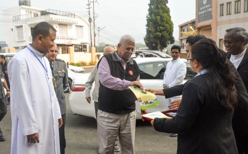 Governor visited DBCIC